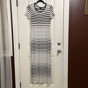 Fun maxi dress! Merona size S P small petite, black and white stripes.